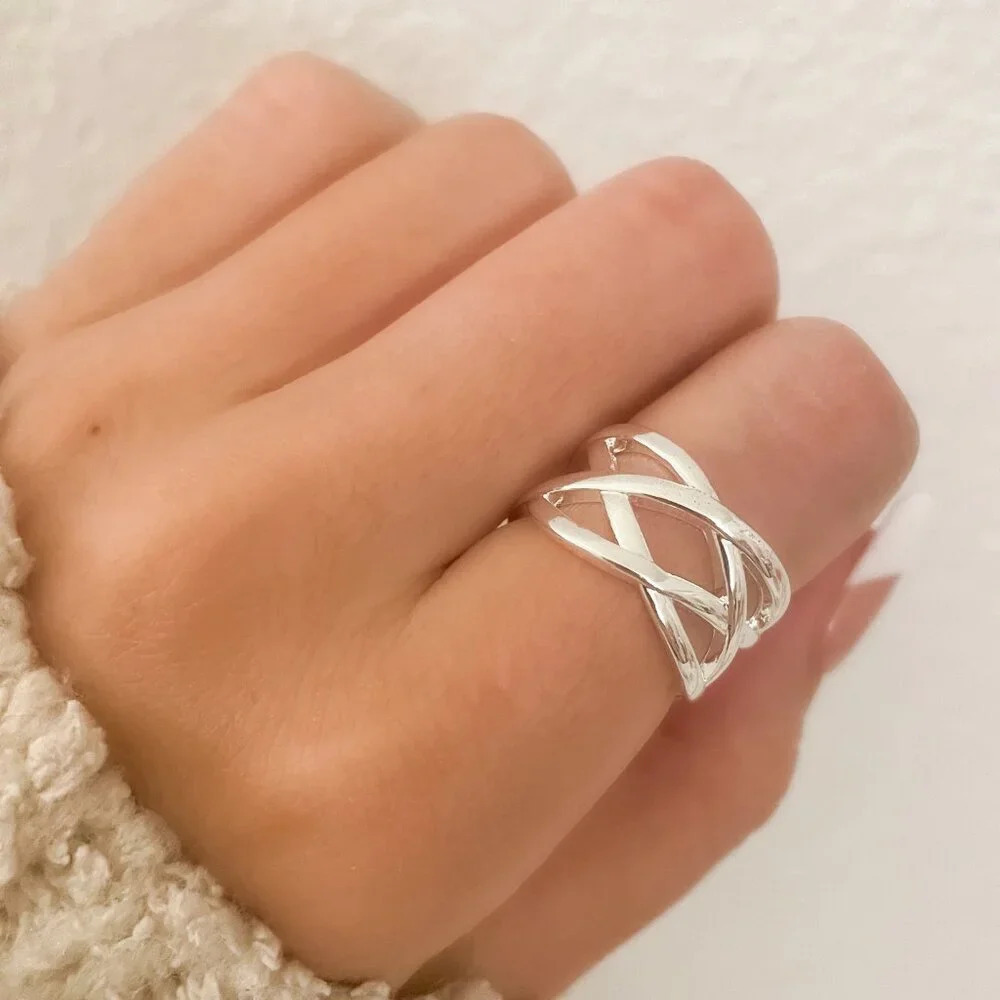 Elegant Silver Women's Ring
